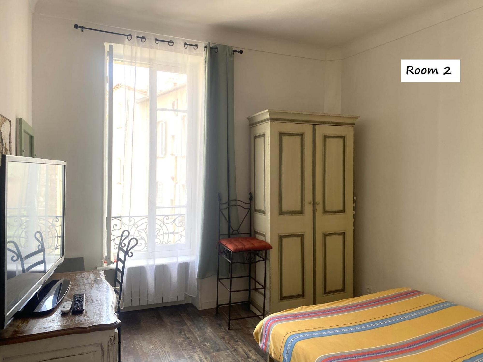 Center Couette-café 3*